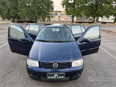 Usata VW Polo Highline 75 CV (55 kW) 2001 Blu Utilitaria