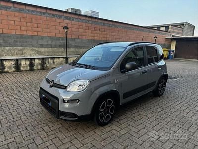 Usata Fiat Panda 70 CV (51 kW) 2022 Grigio Utilitaria