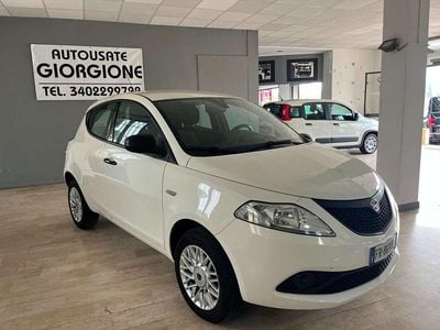 Usata Lancia Ypsilon 86 CV (63 kW) 2018 Pastello Utilitaria