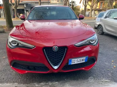 Usata Alfa Romeo Stelvio 190 CV (139 kW) 2021 Rosso SUV
