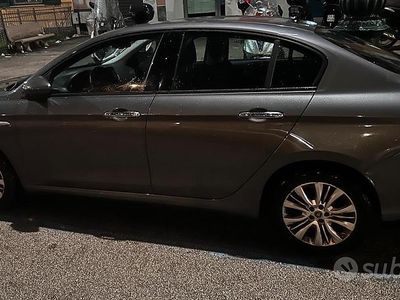 Usata Fiat Tipo Opening Edition 120 CV (88 kW) 2016 Grigio Berlina