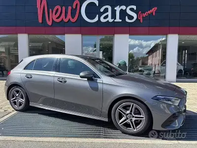 Usata Mercedes A180 AMG Line Premium 136 CV (100 kW) 2025 Grigio montagna Berlina