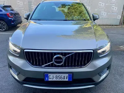 Usata Volvo XC40 129 CV (94 kW) 2022 Grigio SUV