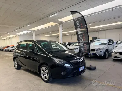 Usata Opel Zafira Tourer 150 CV (110 kW) 2015 Nero Monovolume