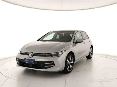Usata VW Golf VIII Edition 204 CV (150 kW) 2025 Grigio Berlina