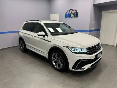 Usata VW Tiguan R-line 150 CV (110 kW) 2021 Bianco SUV