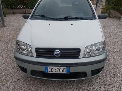 Usata Fiat Punto 2004 Utilitaria
