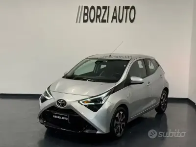 Usata Toyota Aygo X-play 72 CV (52 kW) 2019 Grigio Utilitaria