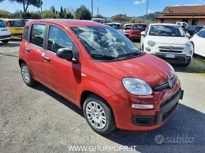 Nuova Fiat Panda Icon 65 CV (47 kW) 2026 Rosso Utilitaria