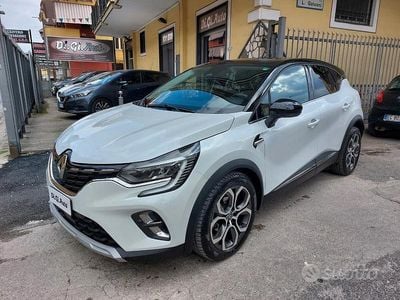 Usata Renault Captur Intens 100 CV (73 kW) 2020 Bianco SUV
