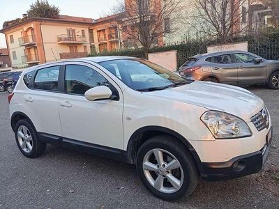 Usata Nissan Qashqai Tekna 141 CV (103 kW) 2009 Bianco SUV