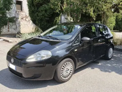 Usata Fiat Grande Punto Dynamic 65 CV (47 kW) 2007 Utilitaria