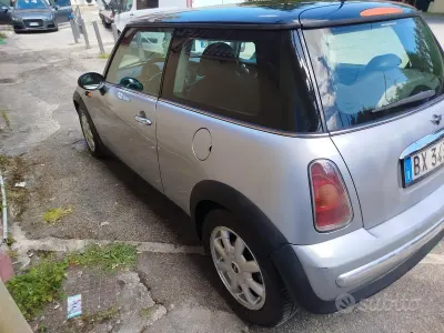 Usata Mini Cooper 116 CV (85 kW) 2001 Utilitaria