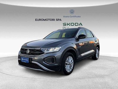 Usata VW T-Roc Life 110 CV (80 kW) 2022 Grigio SUV