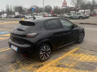 Usata Peugeot 208 GT-line 101 CV (74 kW) 2020 Nero Utilitaria