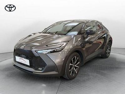 Usata Toyota C-HR Trend 140 CV (102 kW) 2024 Grigio SUV