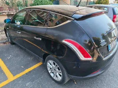 Usata Lancia Delta