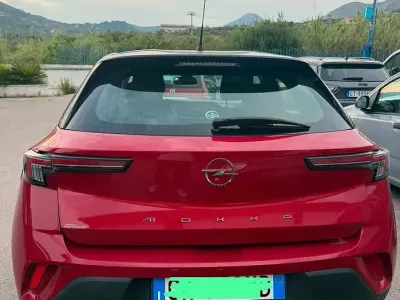 Usata Opel Mokka 110 CV (80 kW) 2022 Rosso SUV
