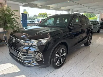 Nuova VW Tiguan Elegance 150 CV (110 kW) 2026 Nero SUV