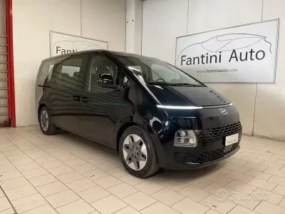 Usata Hyundai Staria 177 CV (130 kW) 2023 Nero Monovolume
