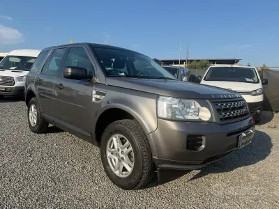 Usata Land Rover Freelander 2 150 CV (110 kW) 2011 Grigio SUV