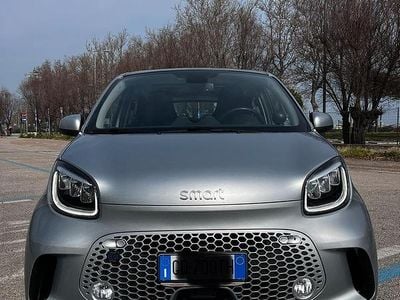 Begagnad Smart ForFour Electric Drive Pulse 2021 Grå Sedan