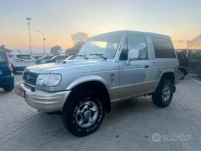 Usata Hyundai Galloper 101 CV (74 kW) 1997 Grigio SUV