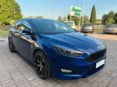 Usata Ford Focus ST-Line 150 CV (110 kW) 2018 Bluazzurro Berlina