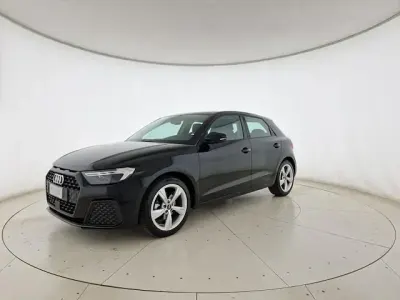 Usata Audi A1 Sportback Admired 110 CV (80 kW) 2022 0e nero mito metallizzato Utilitaria