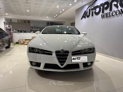 Usata Alfa Romeo Spider 170 CV (125 kW) 2010 Bianco Cabrio