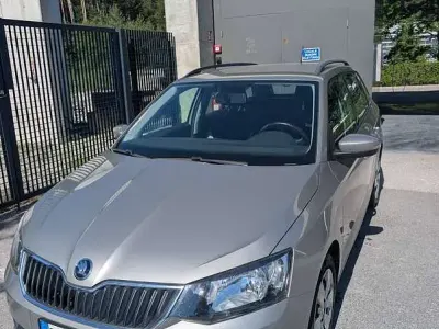 Usata Skoda Fabia Ambition 90 CV (66 kW) 2016 Grigio Station wagon