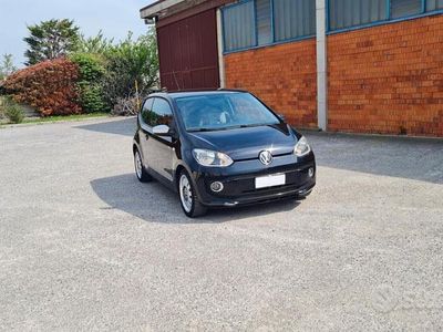 usata VW up! 1.0 FULL EURO 5 DEL 2012