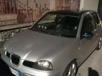 Usata Seat Arosa FR 101 CV (74 kW) 2003 Grigio Utilitaria