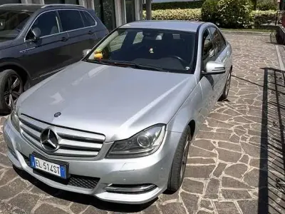 Usata Mercedes C200