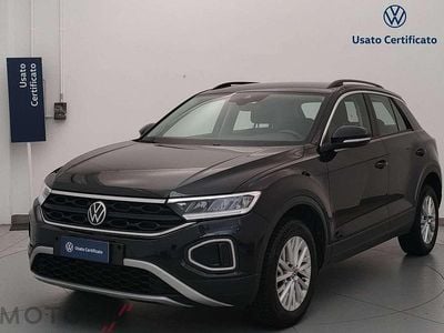 Usata VW T-Roc Life 110 CV (80 kW) 2022 Nero SUV