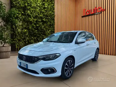 Usata Fiat Tipo Lounge 95 CV (69 kW) 2017 Bianco Berlina