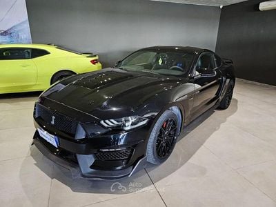 Usata Ford Mustang Fastback 317 CV (233 kW) 2018 Nero pastello Coupé