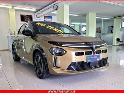 Usata Lancia Ypsilon 110 CV (80 kW) 2024 Oro Utilitaria