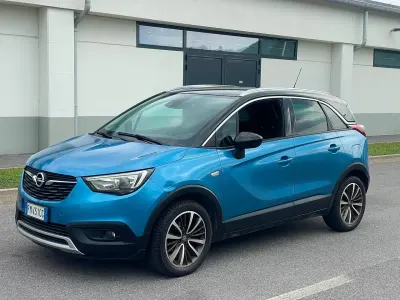 Usata Opel Crossland X 99 CV (72 kW) 2017 Bluazzurro SUV