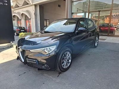 Second-hand Alfa Romeo Stelvio Business 160 CP (117 kW) 2022 Negru SUV