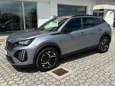 Usata Peugeot 2008 Allure 101 CV (74 kW) 2024 Steel grey SUV