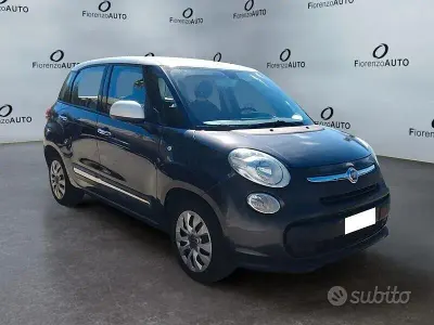 Usado Fiat 500L Lounge 85 HP (62 kW) 2014 Preto Monovolume