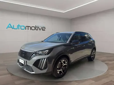 Używany Peugeot 2008 Allure 102 KM (75 kW) 2025 Szary SUV