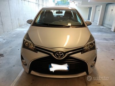 usata Toyota Yaris 1.4 D 5porte 2015
