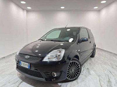 Begagnad Ford Fiesta S 90 HK (66 kW) 2007 Blå Halvkombi