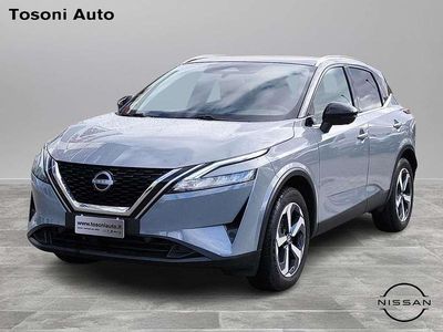 Usata Nissan Qashqai N-Connecta 140 CV (102 kW) 2022 Two tone gray + black metallic SUV