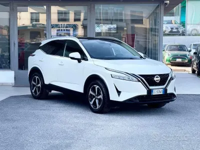 Usata Nissan Qashqai Tekna 140 CV (102 kW) 2021 Bianco SUV