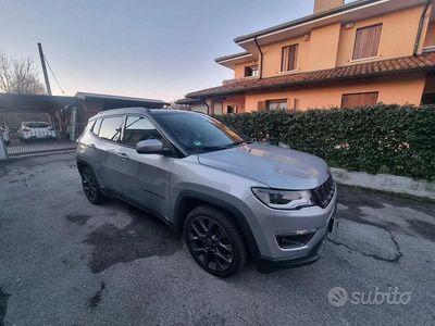Usata Jeep Compass 120 CV (88 kW) 2020 Grigio SUV