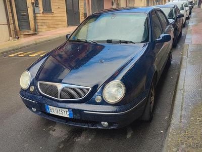 Usata Lancia Lybra 2001 Blu Berlina