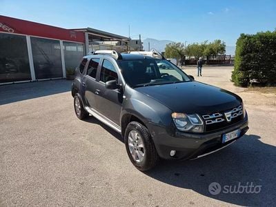 Usata Dacia Duster Prestige 110 CV (80 kW) 2015 Grigio SUV